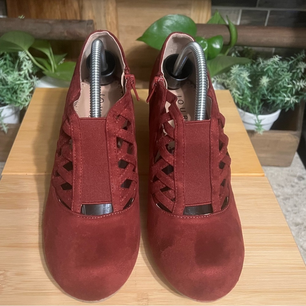 Journee Collection Maroon Heeled Ankle Boots.